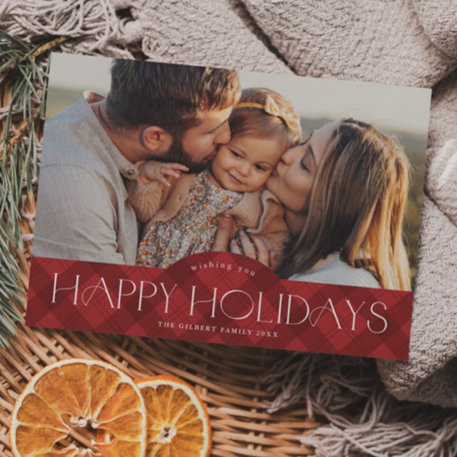 Rustik rödrutig budget foto julkort (Rustic red plaid budget photo holiday card.)