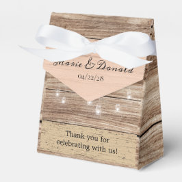 Rustik Rosa Wood and Lanternes Presentaskar