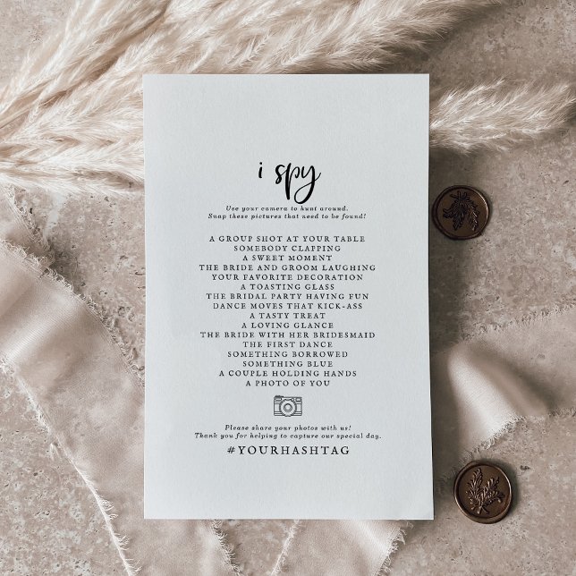 Rustik skript I Spy Bröllop Photo Scavenger Flygblad (Skapare uppladdad)