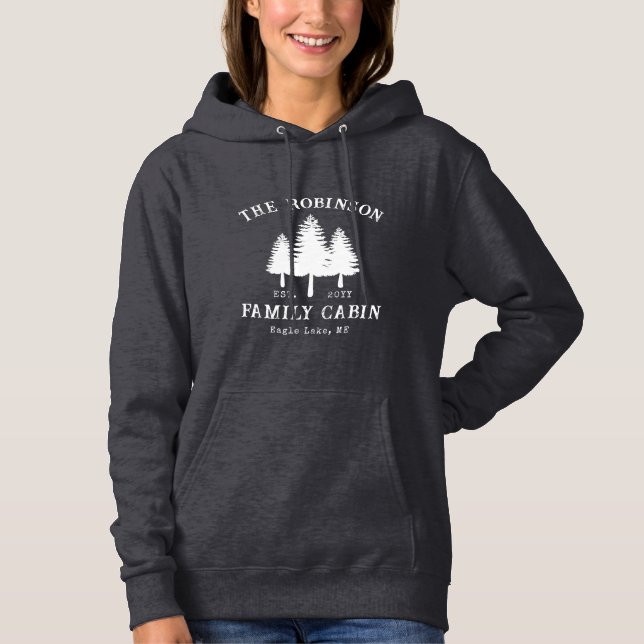 Rustik Stugfamilj Namn Land Tallar T Shirt (Framsida)