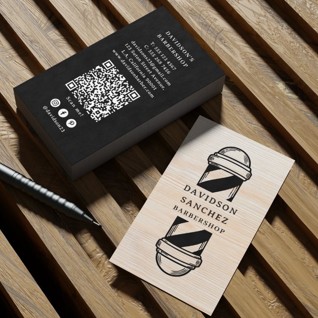 Rustik Trä Barberare QR-kod & Sociala Medier  Visitkort (Skapare uppladdad)