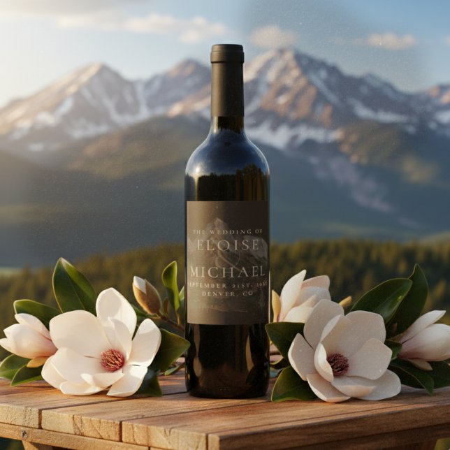 Rustik vattenfärg bergslandskap bröllop vinflaska etikett (Rustic Watercolor Mountain Landscape Wedding Wine Label)