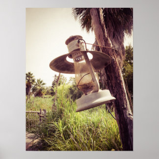 Rustik Vintage Lantern Hanging utomhus i naturen Poster