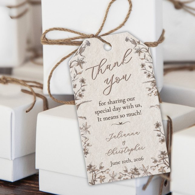Rustika Bröllopsvildblommor i elegant script Presentetikett (Skapare uppladdad)