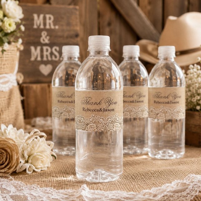 rustika etiketter för bröllopsflaska med burlap oc (rustic burlap lace western country barn wedding water bottle label)