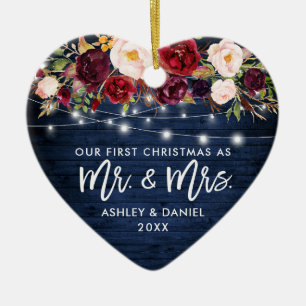 Rustika lampor med burgunderfärgade blommor Första Julgransprydnad Keramik