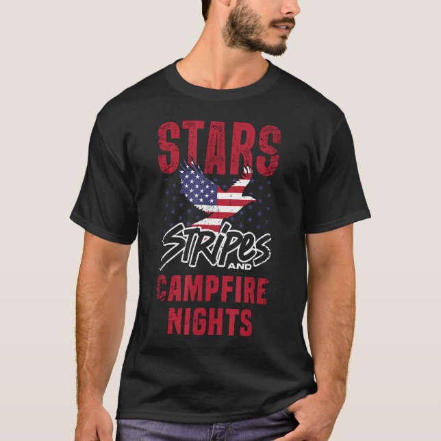 Rustika stjärnor ränder och sommarlägereld t shirt (Framsida)
