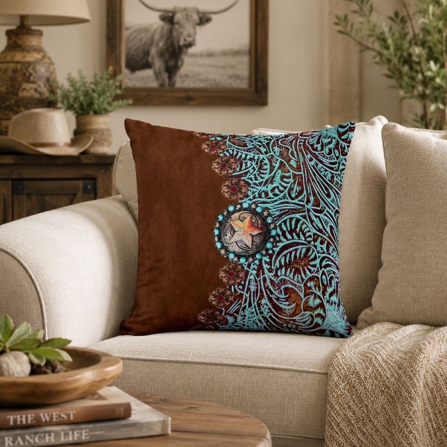 Rustikt brunt turkos västländskt countrymönster kudde (Rustic brown turquoise western country pattern throw pillow)