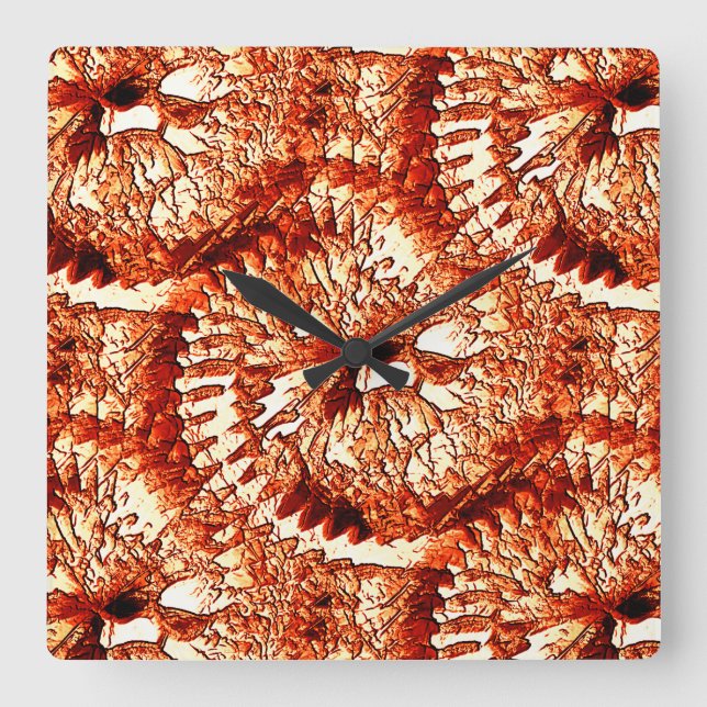 Rustisk repetition av rödaktiga korallrosetter som fyrkantig klocka (Framsida)