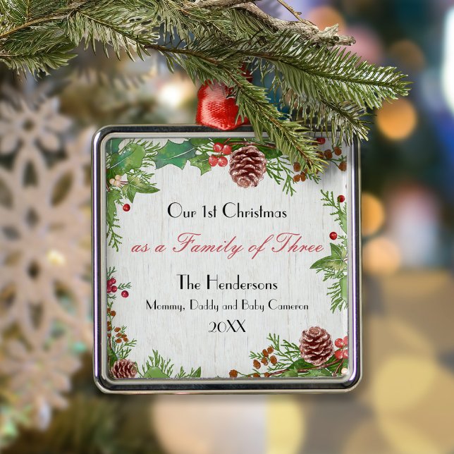 Rustiska familjen av tre nyfödda milstolpar jul julgransprydnad metall (Skapare uppladdad)