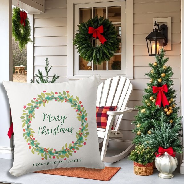 Rustiska kransfamiljen namn God jul Kudde (Rustic wreath family name Merry Christmas Outdoor Pillow. Christmas porch decor.)
