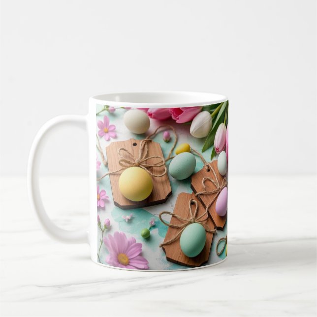 Rustiska märkre av trä med målade Påskägg Kaffemugg (Vänster)