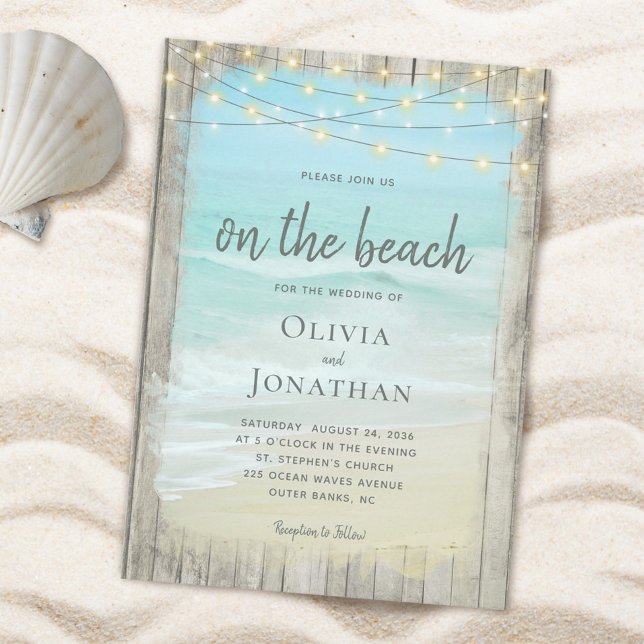 Rustiskt trä på stranden Ljus Bröllop Inbjudningar (Skapare uppladdad)