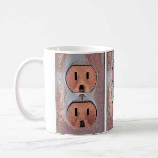 Rusty Electrical Outlets Kaffemugg (Vänster)