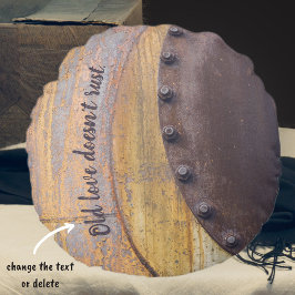 Rusty metall-objekt rund kudde