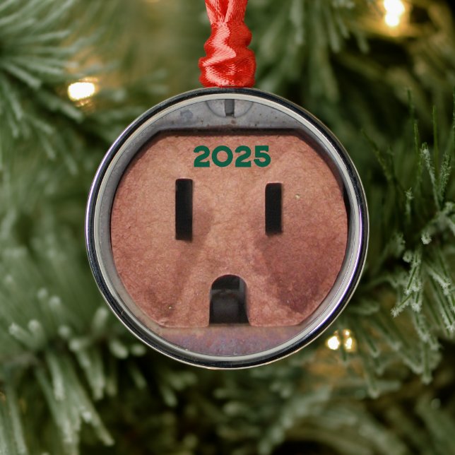 Rusty Outdoor Electrical Outlet, Plug Julgransprydnad Metall (Träd)