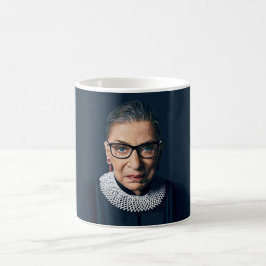 Ruth Bader Ginsburg Blowing Rosa Bubble gumm Kaffemugg