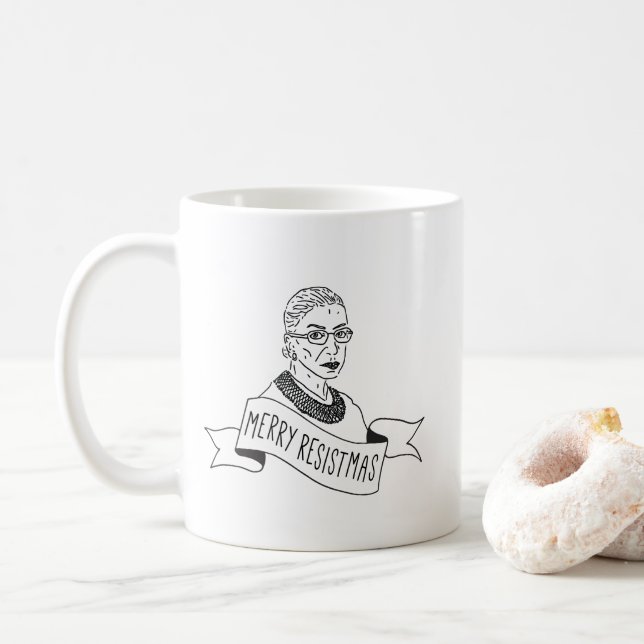 Ruth Bader Ginsburg glad Resistmas mugg (Med munk)