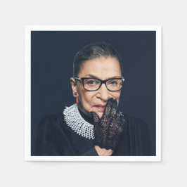 Ruth Bader Ginsburg med handske Pappersservett