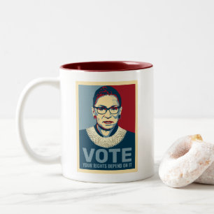 Ruth Bader Ginsburg Modern popup-konst-omröstning Två-Tonad Mugg