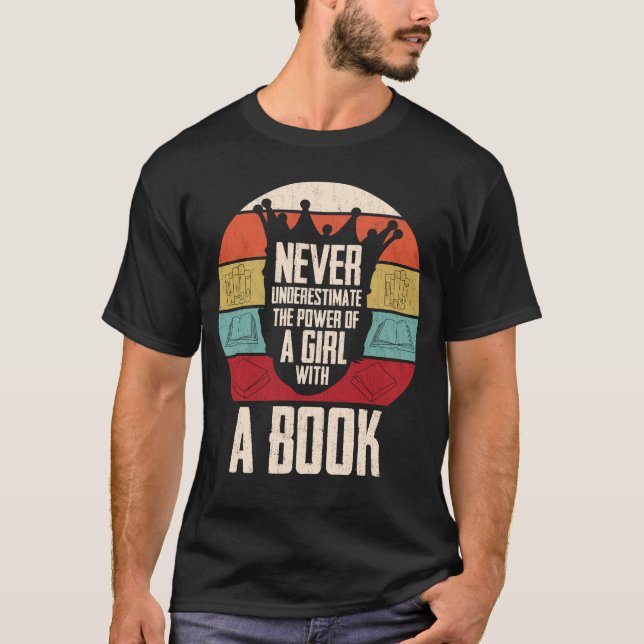 Ruth Bader Ginsburg RBG Quote Girl with Bok Women T Shirt (Framsida)