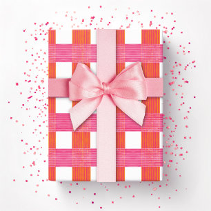 Rutigt vävt gingham i rosa och orange presentpapper
