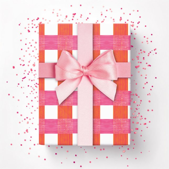 Rutigt vävt gingham i rosa och orange presentpapper (Skapare uppladdad)