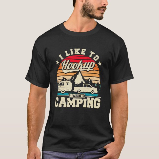 RV Camper Hookup när Camping Campside Camping T Shirt (Framsida)