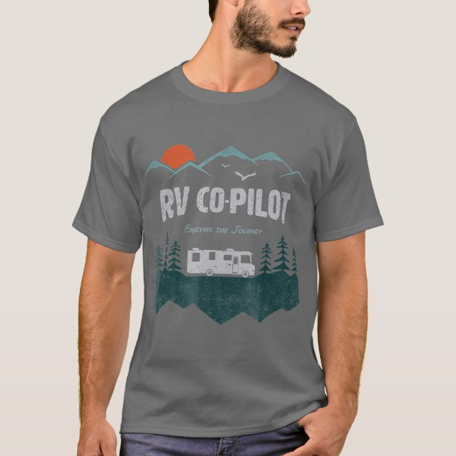 RV CoPilot Camping Motorhome Travel Vacation T Shirt (Framsida)