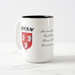 Ryan Family Crest, Translation & Meaning Två-Tonad Mugg