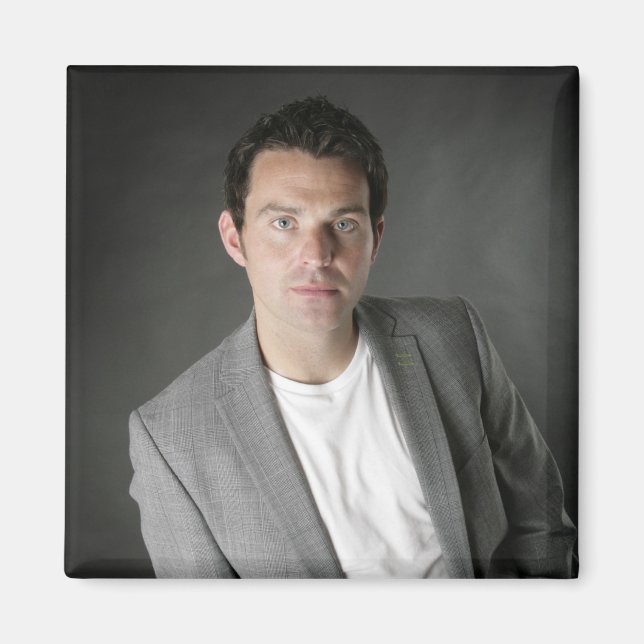 Ryan Kelly Music - Magnet - Grått (Framsidan)