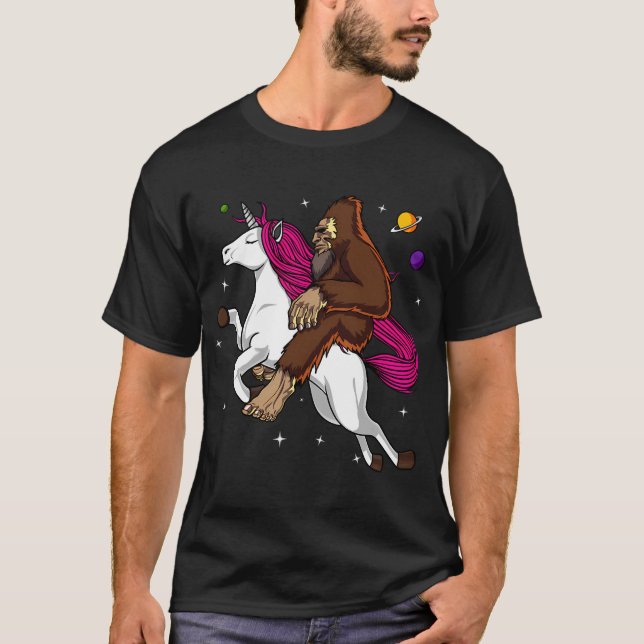 Rymd Bigfoot Ridande Enhörning T Shirt (Framsida)