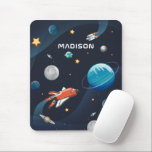 Rymden Mönster Galaxy Rocket Shuttle Musmatta<br><div class="desc">Cute rymden Mouse Pad kan du lägga till ett namn som gör det personligt. Ta en titt på de andra objekten i den här samlingen nedan, som bagagetaggar, pennor och ryggpaket för att matcha den här söta Mouse Pad för dina kontorsbehov. Lägg till ett namn genom att klicka på länken...</div>