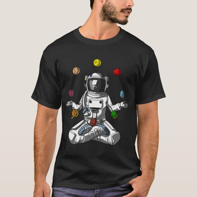 Rymdfarare jonglerar planeter t shirt (Framsida)