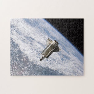Rymdfärja STS115 Atlantis lossnar från ISS 2006 Pussel
