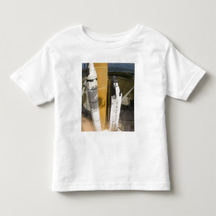 RymdfärjaAtlantis hissar av 17 Tee