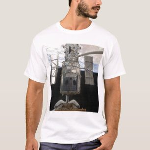 Rymdfärjan Atlant för Hubble utrymmeteleskop T-shirt