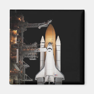 Rymdfärjan Atlantis sitter redo Magnet