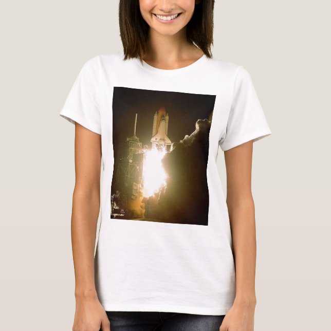 RYMDFÄRJASTART TEE SHIRT (Framsida)