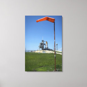 Rymdfärjasträvan inramas av en windsock canvastryck