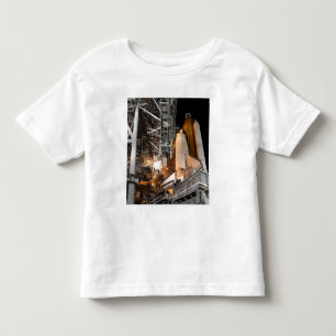 Rymdfärjasträvan på barkassen vadderar t-shirt