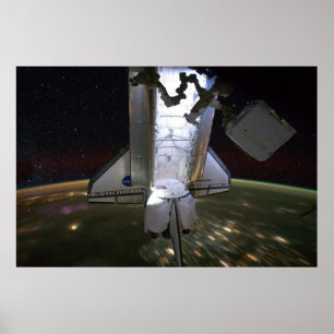Rymdfärjasträvan som anslutas på ISS (2011) Poster
