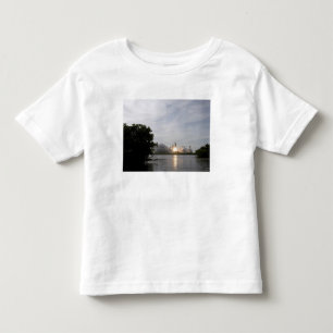 Rymdfärjasträvanhissar av 3 t-shirt