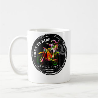 Rymdkapplöpning Astronaut Ridande En Motorcykel Kaffemugg