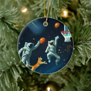 Rymdkattastronauter spelar basket jul julgransprydnad keramik
