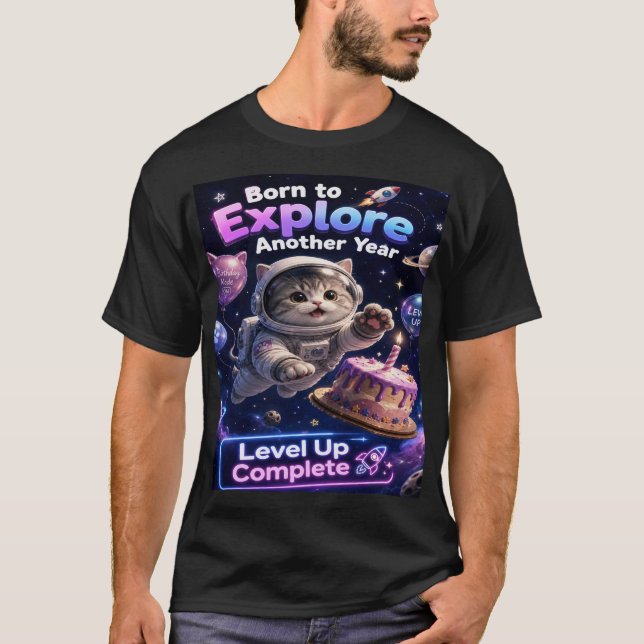 Rymdkatts Födelsedags Astronaut Kosmisk Tårtdesign T Shirt (Framsida)
