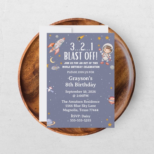Rymdpojken Astronaut Födelsedagsinbjudan Inbjudningar (Skapare uppladdad)