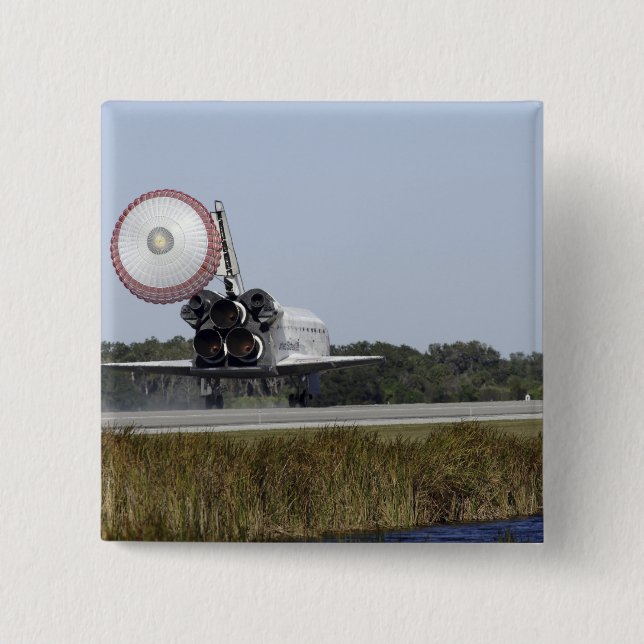 Rymdskytteln Atlantis upprullar sin dragkedja 3 Knapp (Framsida)