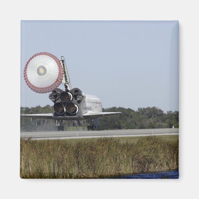 Rymdskytteln Atlantis upprullar sin dragkedja 3 Magnet (Framsidan)