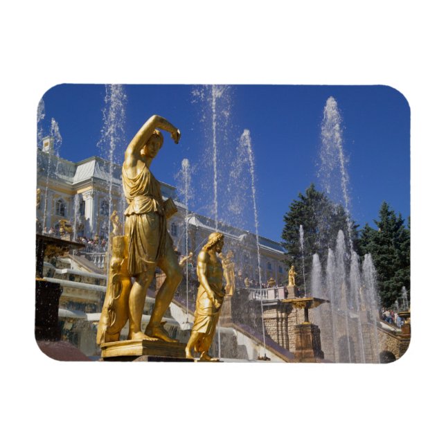 Ryssland, St. Petersburg, Gyllene statyer i Magnet (Horisontell)